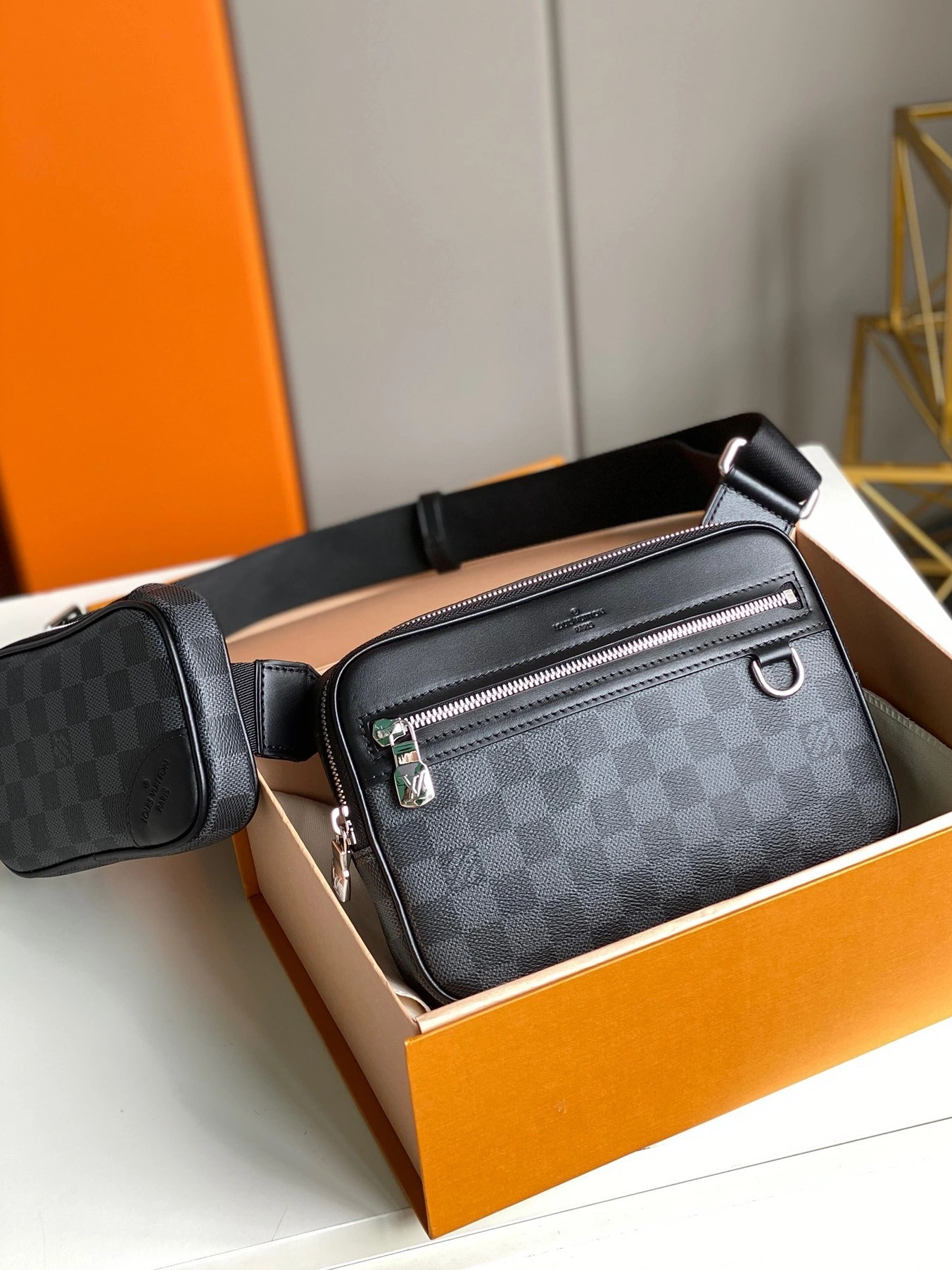 Cheap SCOTT VUITTON LOUIS MESSENGER 0815